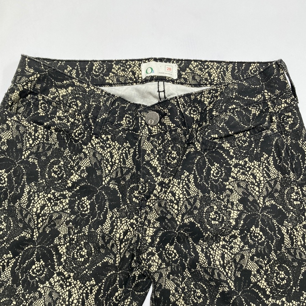 O2 Lace Floral Skinny Jeans